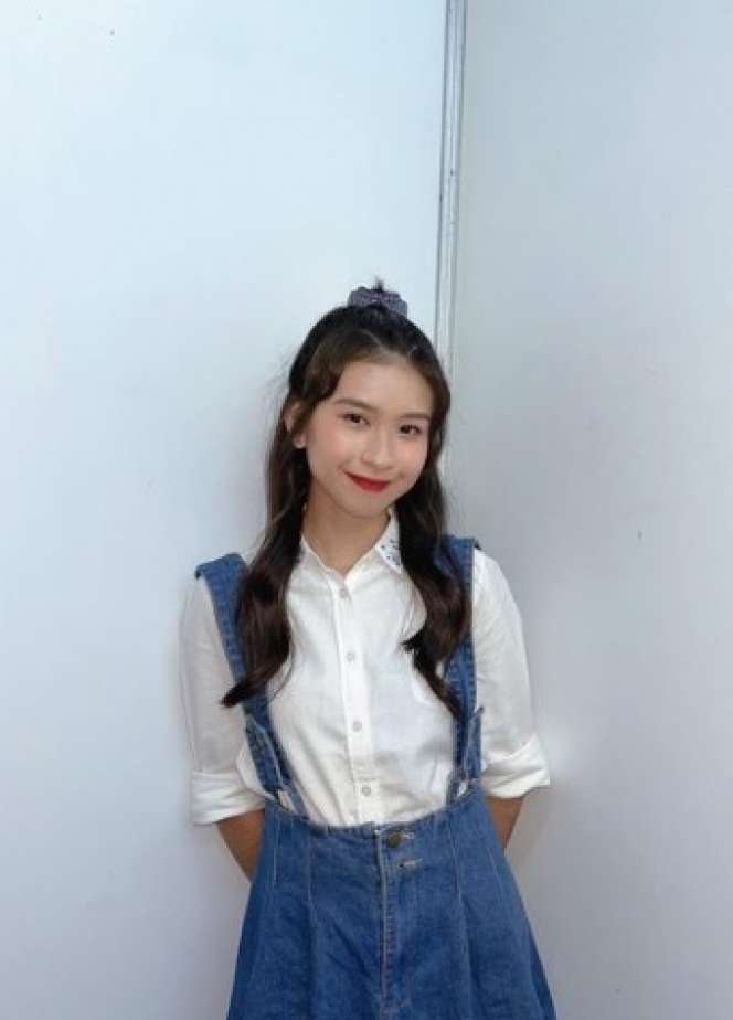 Adu Gaya Chika VS Olla Member JKT48 yang Sama-sama Berdarah Batak, Punya Ciri Khas Sendiri!