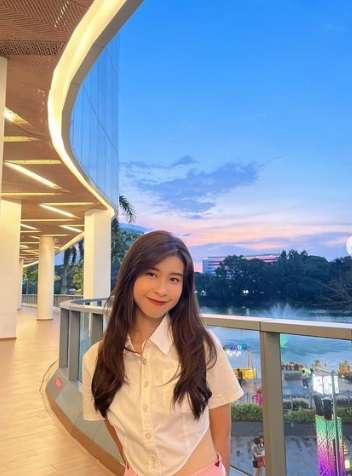 Adu Gaya Chika VS Olla Member JKT48 yang Sama-sama Berdarah Batak, Punya Ciri Khas Sendiri!