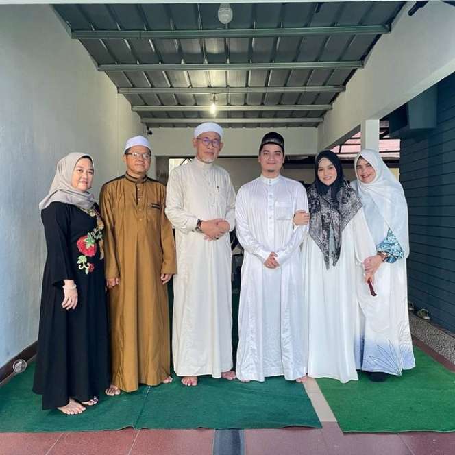 Makin Lengket, Potret Alvin Faiz dan Henny Rahman di Masa Kehamilan Anak Kedua