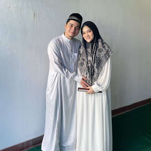 Makin Lengket, Potret Alvin Faiz dan Henny Rahman di Masa Kehamilan Anak Kedua