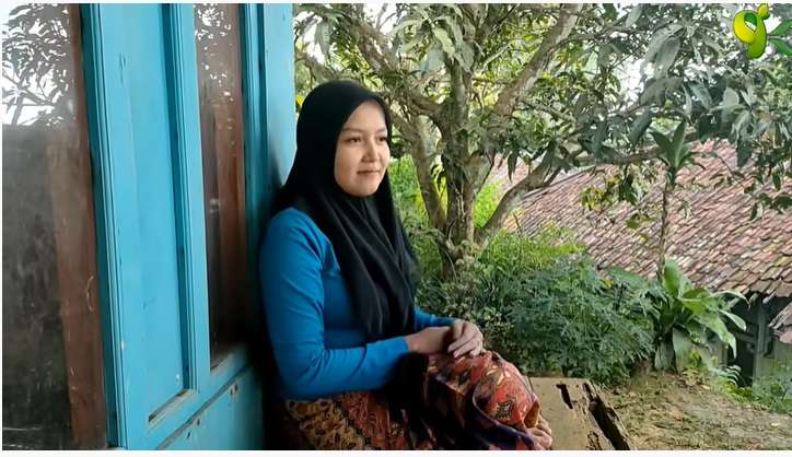 Potret Nene Janda Cantik yang Hidup di Desa, Ternyata Menikah di Usia Muda!