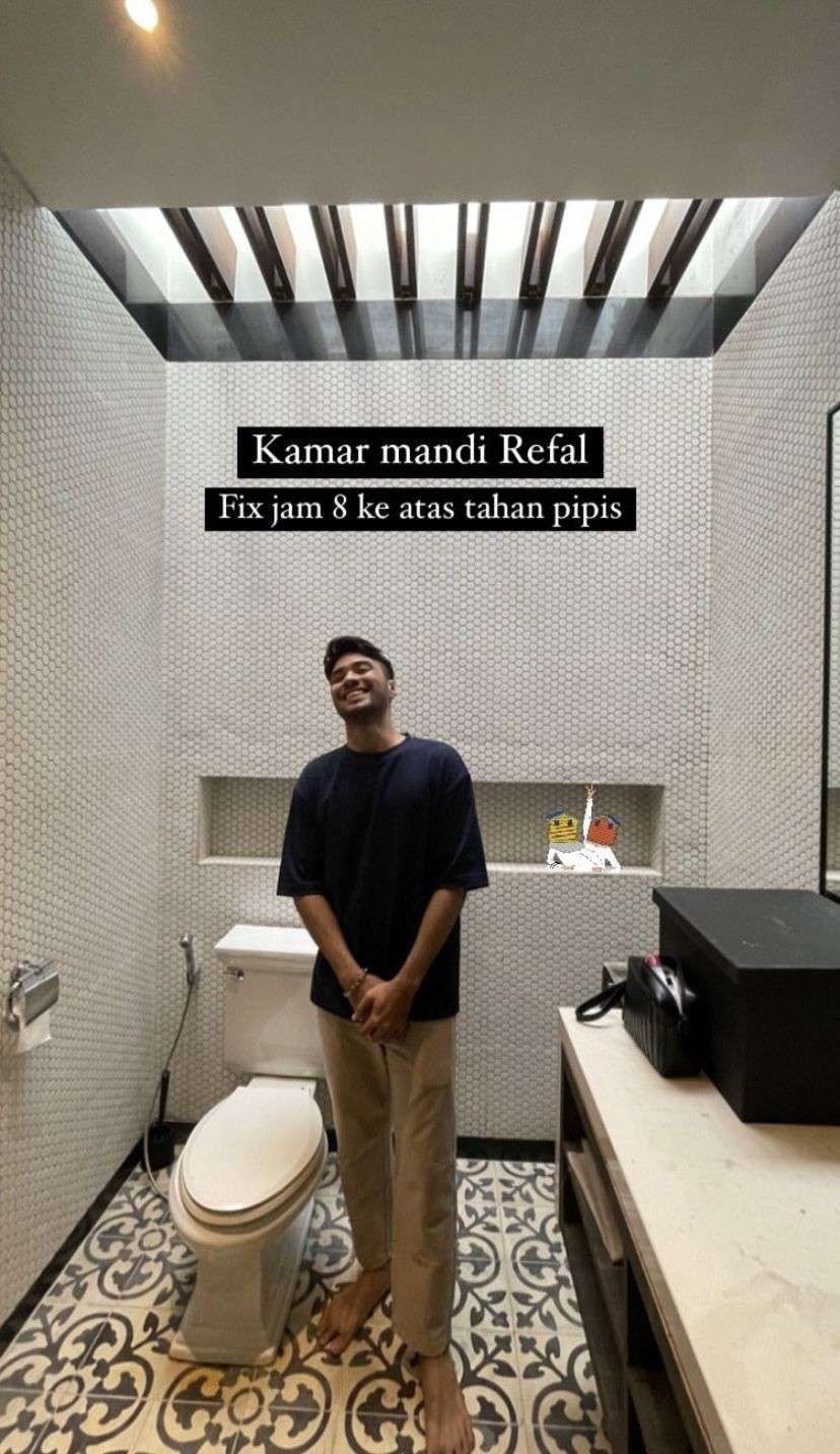Potret Rumah Refal Hady yang Jarang Tersorot, Ternyata Super Luas dengan Desain Keren!