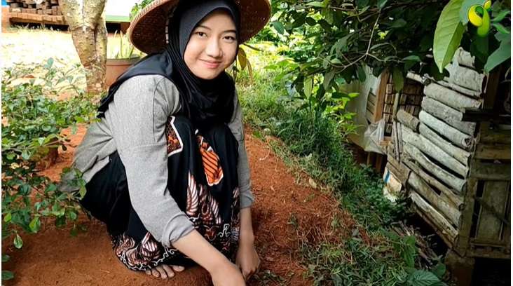 Potret Gadis Sunda yang Cantiknya Bak Bidadari, Penampilan Sederhana Tuai Pujian!