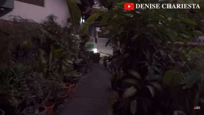 10 Potret Rumah Denise Chariesta di Kampung Halaman, Ternyata Sultan Sejak Lahir, Semua Marmer!