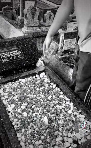 Potret Makam Freddy Budiman eks Gembong Narkoba, Pilih Taubat Sebelum Dihukum Mati!