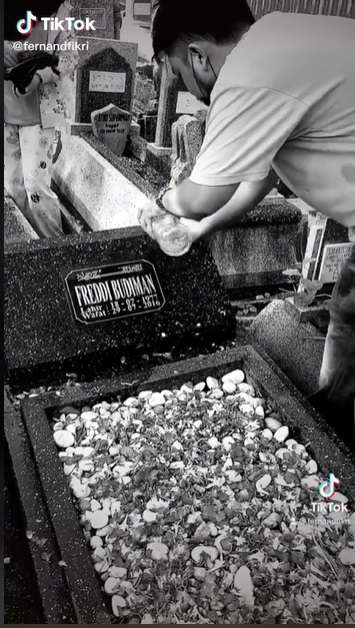 Potret Makam Freddy Budiman eks Gembong Narkoba, Pilih Taubat Sebelum Dihukum Mati!