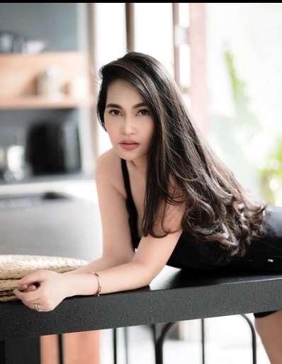 Potret Nila Patricia Adik Tante Atien yang Jarang Tersorot, Ternyata Nggak Kalah Menawan!