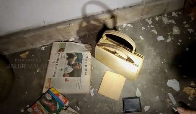 10 Potret Rumah Mewah Terbengkalai 30 Tahun, Gegara Rebutan Harta Istri Tua & Muda, Ada Patung Manusia!