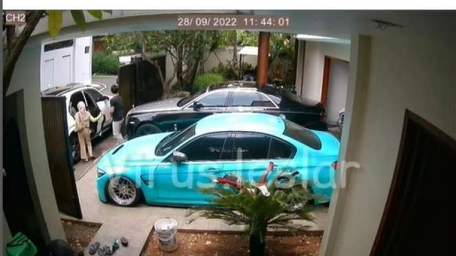 Potret Rekaman CCTV Lesti Kejora Gendong Baby Fatih Usai Diduga Alami KDRT, Kendarai Mobil Sendiri!
