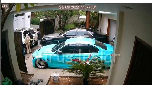 Potret Rekaman CCTV Lesti Kejora Gendong Baby Fatih Usai Diduga Alami KDRT, Kendarai Mobil Sendiri!