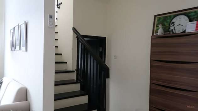 Potret Rumah Enzy Storia yang Jarang Tersorot, Kamar Mandi Tamu Curi Perhatian, Beda dari yang Lain!