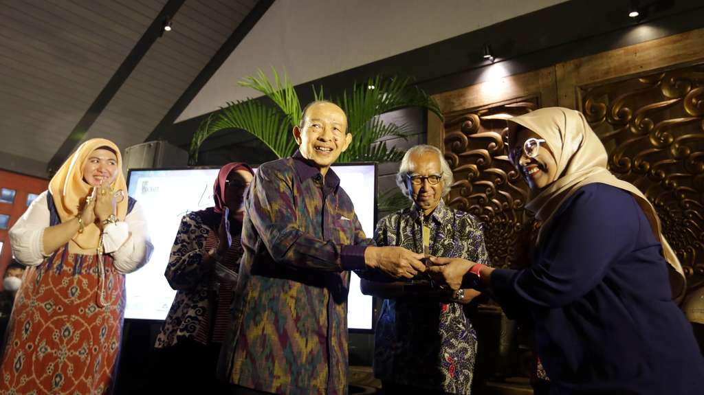 370 UMKM Ramaikan INACRAFT 2022