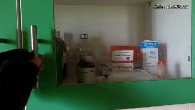 Penampakan Rumah Sakit Terbengkalai di Indramayu, Bak di Film Horor, Masih Ada Ambulance Terparkir!