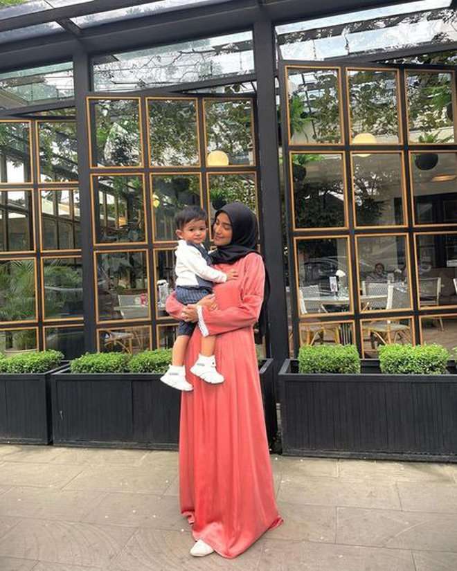 Potret Syaki yang Sempat Tak Diakui Anak oleh Rizki DA, Kini Makin Besar Disebut Mirip Orang Arab