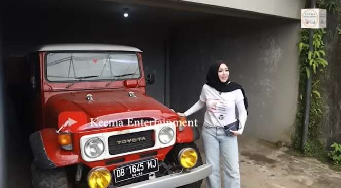 10 Potret Rumah Angelina Sondakh di Kampung, Ternyata Sultan dari Lahir, Ada Mobil Langka!