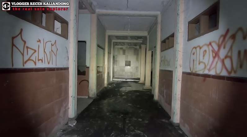 10 Potret Hotel Terbengkalai Puluhan Tahun, Bekas Perjanjian Nyi Blorong, Kini Jadi Kerajaan Ular!