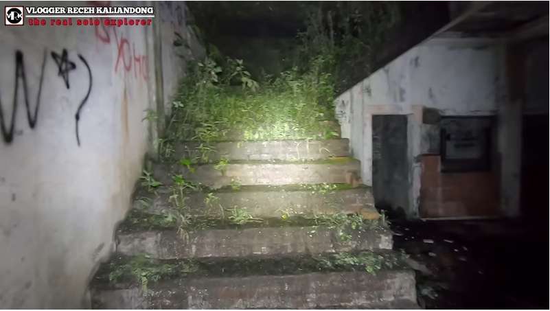 10 Potret Hotel Terbengkalai Puluhan Tahun, Bekas Perjanjian Nyi Blorong, Kini Jadi Kerajaan Ular!