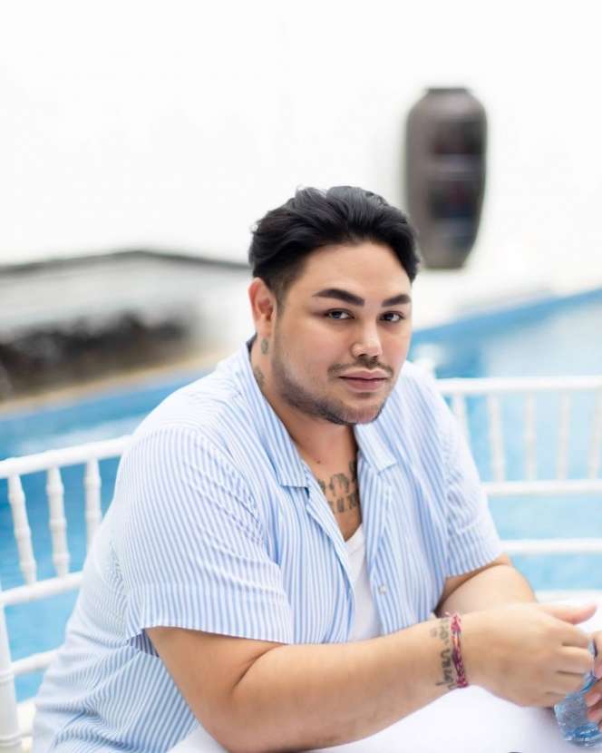8 Seleb Turunkan Berat Badan Lewat Operasi, Melly Goeslaw Pangkas 80%, Kini Jadi Bodygoals!