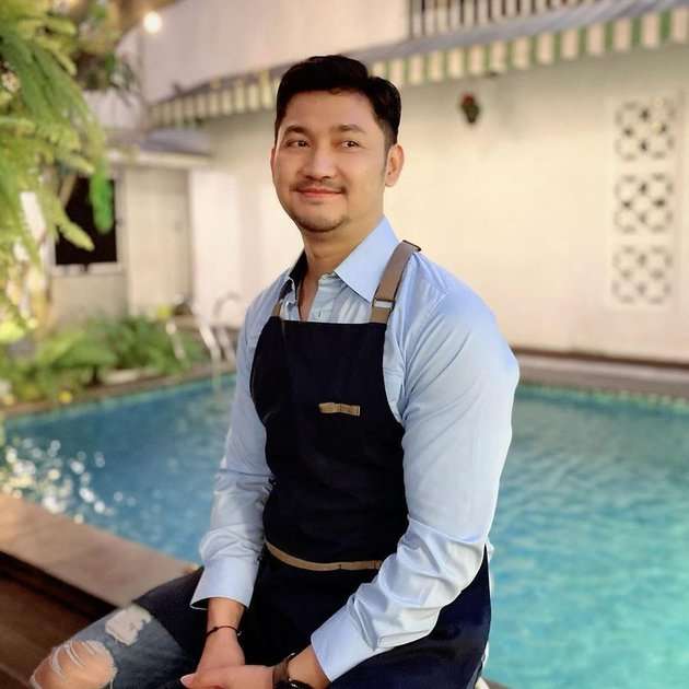 Masih Ingat Angga Wijaya, Mantan Suami Dewi Perssik? Kini Pamer Gandengan Baru, Sosoknya Jadi Omongan