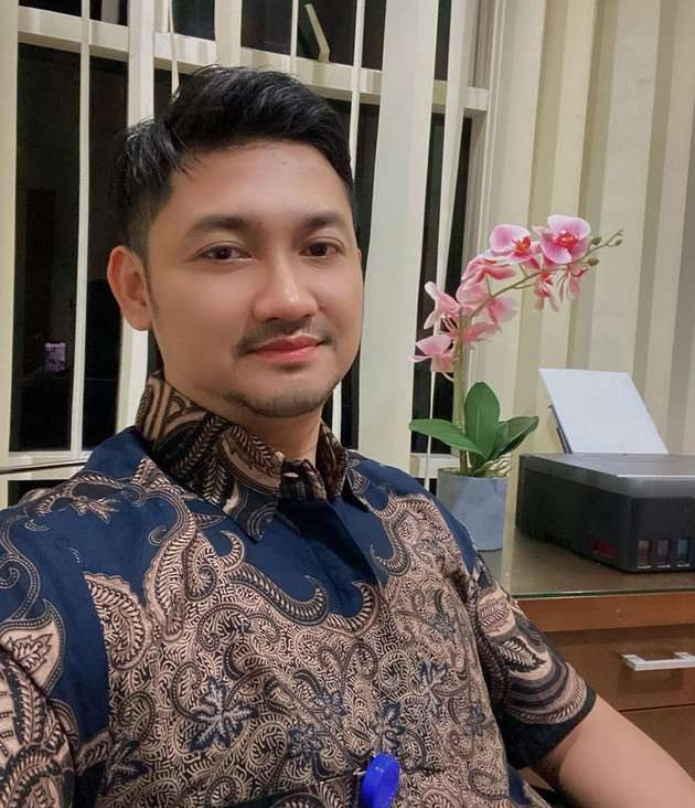 Masih Ingat Angga Wijaya, Mantan Suami Dewi Perssik? Kini Pamer Gandengan Baru, Sosoknya Jadi Omongan
