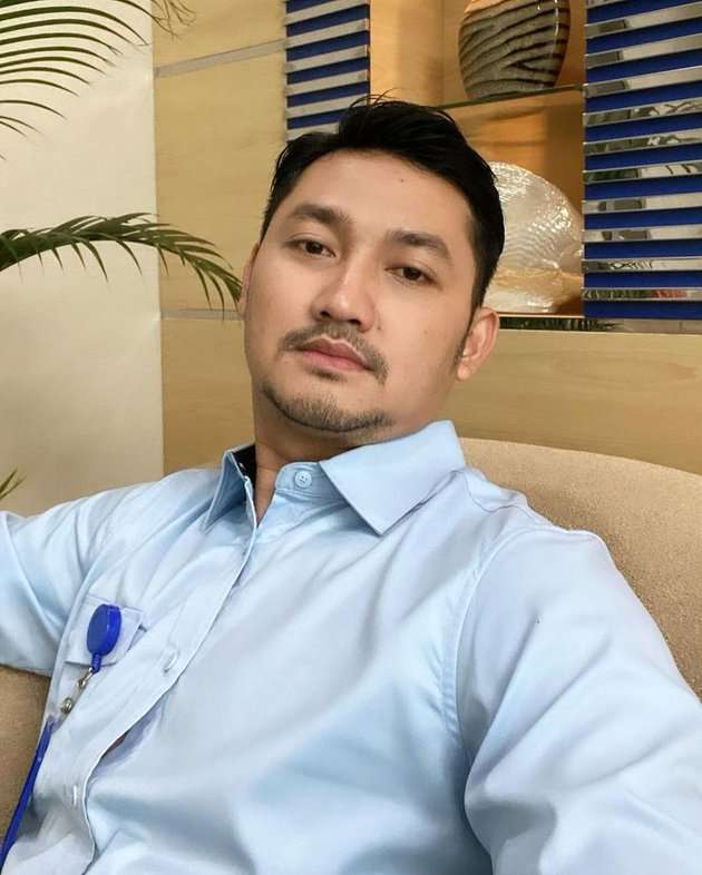 Masih Ingat Angga Wijaya, Mantan Suami Dewi Perssik? Kini Pamer Gandengan Baru, Sosoknya Jadi Omongan