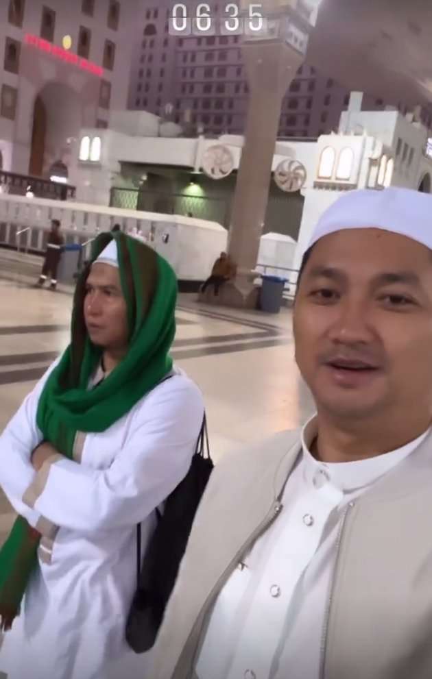Masih Ingat Angga Wijaya, Mantan Suami Dewi Perssik? Kini Pamer Gandengan Baru, Sosoknya Jadi Omongan
