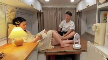 Viral Rumah Mewah di Dalam Mobil, Ada Dapur Hingga Kamar Mandi, Hemat Rp100 Juta Pertahun, Lihat 8 Potretnya!