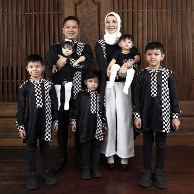 Ingat Ratna Galih Mantan Raffi Ahmad? Dulu Juga Gagal Jadi Mantu SBY, Ternyata Kini Lebih Konglomerat!