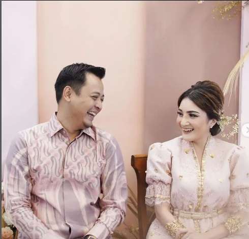 Masih Ingat Kiki Amalia Mantan Istri eks Kiper Timnas Indonesia? Kini Dilamar Pengusaha Kaya!