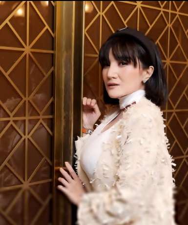 Masih Ingat Kiki Amalia Mantan Istri eks Kiper Timnas Indonesia? Kini Dilamar Pengusaha Kaya!