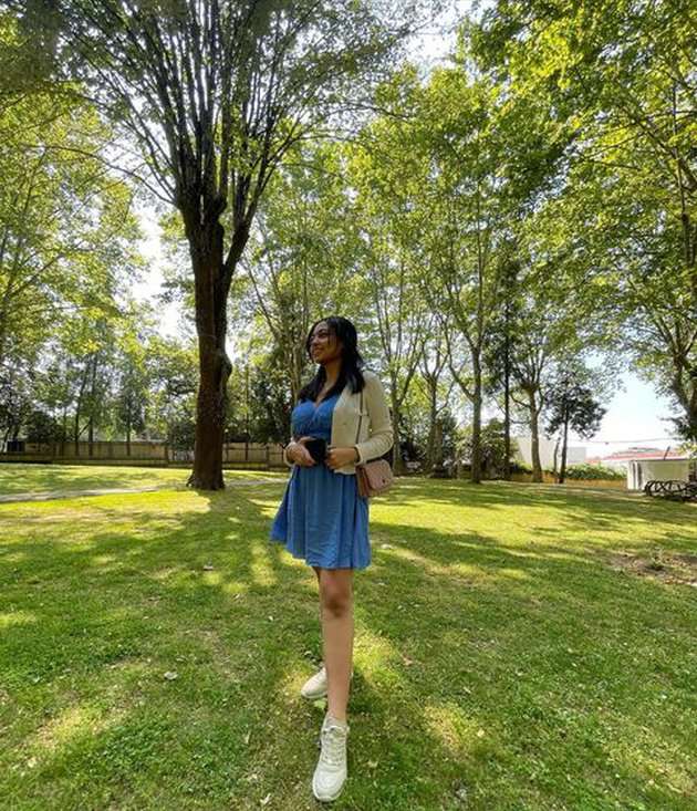 Potret Cantiknya Athalia Lemos Anak Sambung Krisdayanti yang Jarang Tersorot