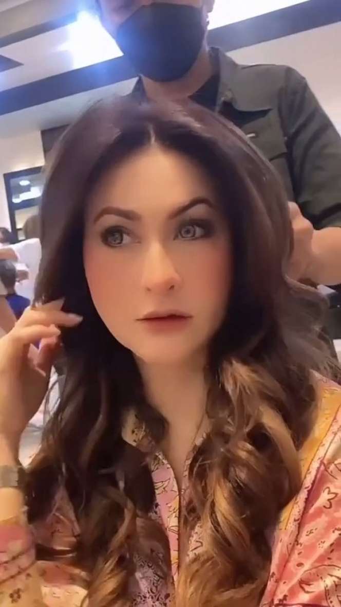 Potret Terbaru Diana Pungky `Jinny Oh Jinny` yang Disebut Bak Barbie Hidup, Cantiknya Kebangetan!