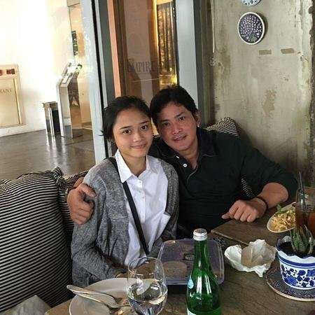 8 Potret Putri Cantik Onky Alexander `Catatan Si Boy`, Disebut Mirip Aurel Hermansyah!
