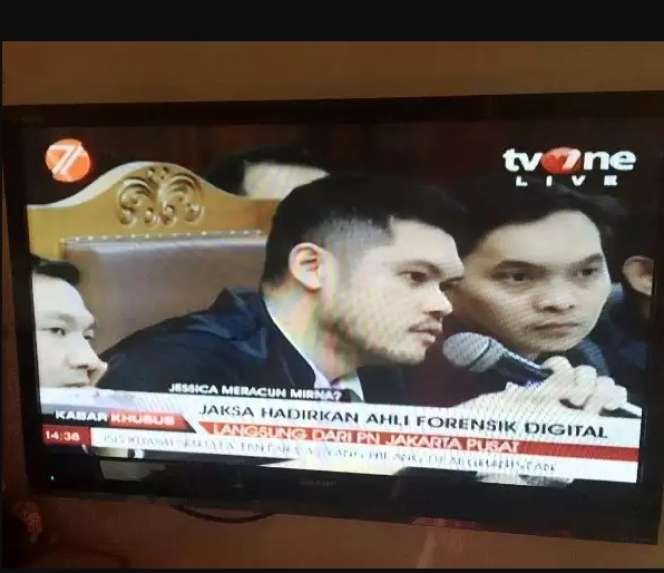 Potret Shandy Handika Jaksa Ganteng di Sidang Putri Candarawati, Dulu Pernah Tangani Kasus Jessica `Sianida`