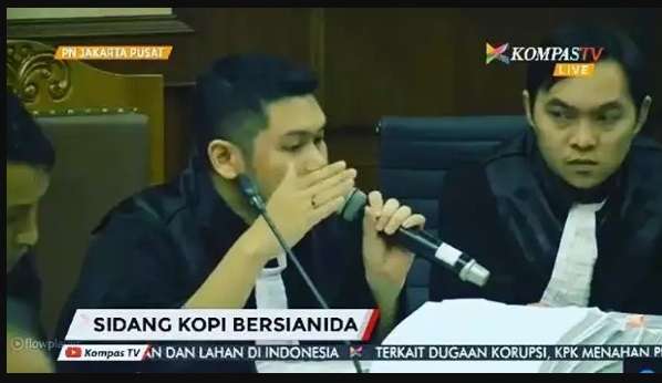 Potret Shandy Handika Jaksa Ganteng di Sidang Putri Candarawati, Dulu Pernah Tangani Kasus Jessica `Sianida`