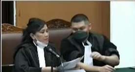Potret Shandy Handika Jaksa Ganteng di Sidang Putri Candarawati, Dulu Pernah Tangani Kasus Jessica `Sianida`