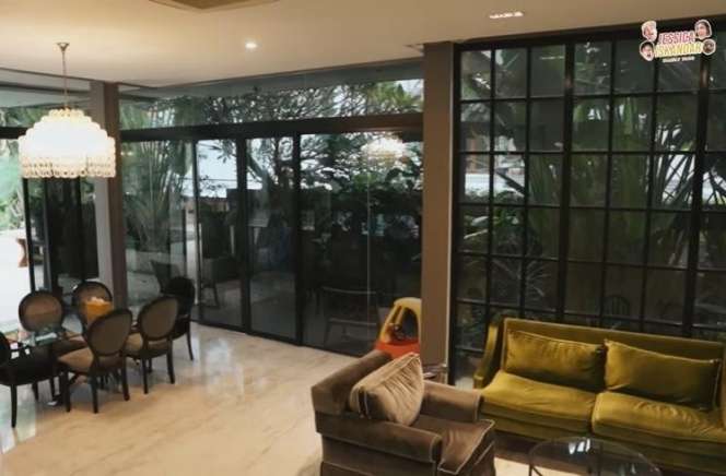 Tak Kuat Bayar Cicilan, 10 Potret Rumah Mewah Jessica Iskandar yang Akan Dijual
