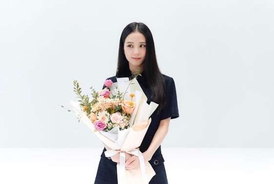 Jisoo Blackpink Jadi Satu-satunya Artis Asia Berpenghasilan Tertinggi di Instagram, Kalahkan Dua Lipa!