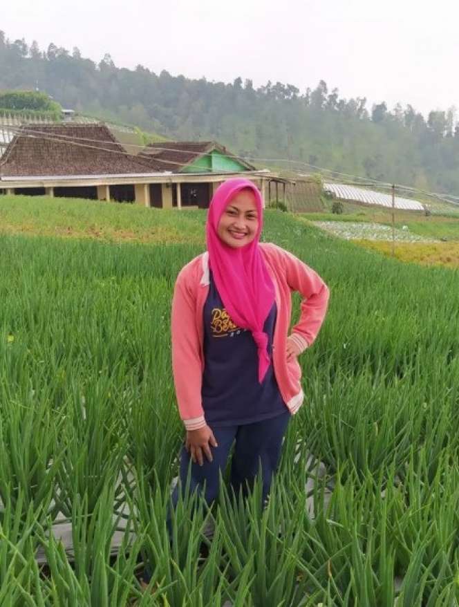 Potret Rumah Biduan `Hot` Novi Listiana yang Kini Hijrah, Pilih Banting Setir jadi Petani!