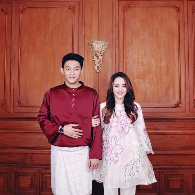 Belum Lama Menikah, 8 Artis Ini Ditinggal Pasangan Selamanya, Terakhir Penyebabnya Tragis!