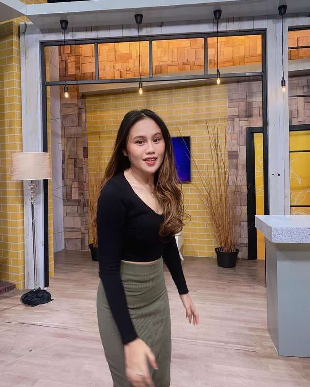 Masih Betah Jomblo, Rani DA Akui Selektif Pilih Pasangan Kini Ingin Fokus Kejar Karier!