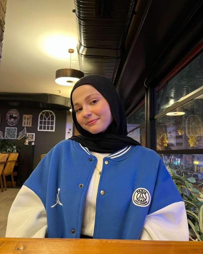 8 Potret Cantik Tugba Kiara, Pacar Fiki Naki dari Turki, Netizen : Ini Mah Spek Bidadari!