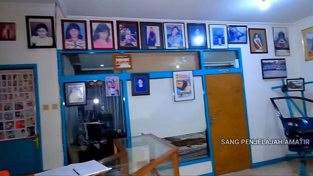 12 Potret Kondisi Rumah Nike Ardilla yang Kini Jadi Museum, Ada Puing-Puing Mobil Saat Kecelakaan!