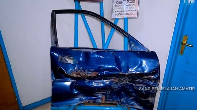 12 Potret Kondisi Rumah Nike Ardilla yang Kini Jadi Museum, Ada Puing-Puing Mobil Saat Kecelakaan!
