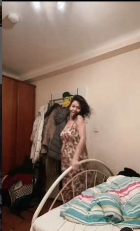 Potret Rumah Bunda Corla `Si Ratu Jreng` Live IG Ditonton Ratusan Ribu Hingga Disawer Nikita Mirzani Rp100 Juta!