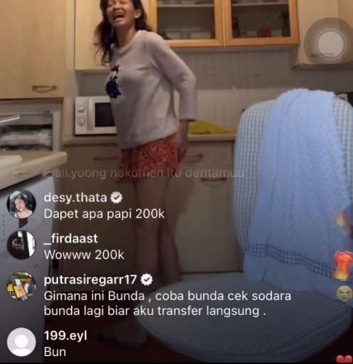 Potret Rumah Bunda Corla `Si Ratu Jreng` Live IG Ditonton Ratusan Ribu Hingga Disawer Nikita Mirzani Rp100 Juta!