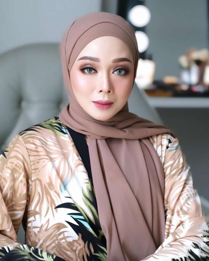 Ingat Terry Putri Presenter Bola yang Seksi? Baru 3 Bulan Nikah Terpaksa Pisah dengan Suami