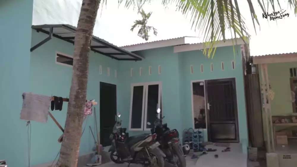 10 Potret Rumah Surya Manurung `Pengidap Sindrom Langka`, Sederhana, Atap Seng Dinding Batu Bata!