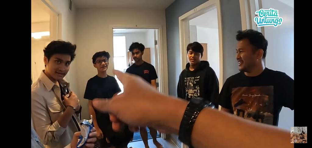 Potret Kosan Gavin Anak Arie Untung dan Fenita Arie di Kanada
