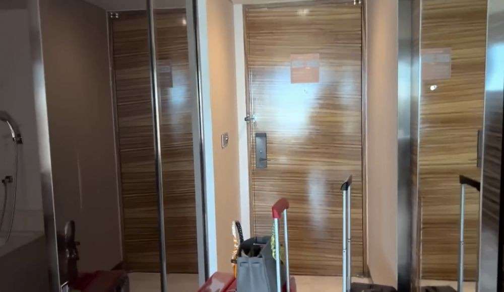 Potret Kamar Hotel Luna Maya di Korea, Bayar Rp16 Juta Cuma Demi Ini